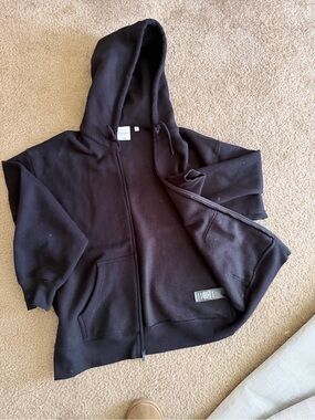 Aritzia Black Full-Zip Hooded Boyfriend Fit Sweatshirt
